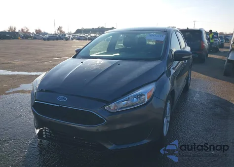 2017 Ford Focus Se z USA, uszkodzony, nr VIN 1FADP3F2XHL325505